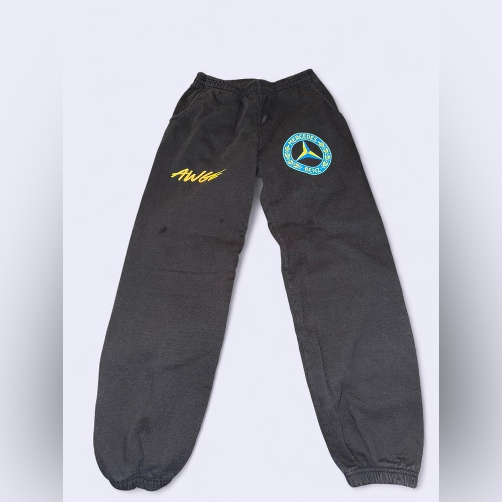Black Sweatpants with Accents